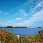 Дом отдыха Fischstuebchen Neeberg 5 - Bootshaus