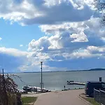 Дом отдыха Fischstuebchen Neeberg 5 - Bootshaus *