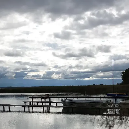 Fischstuebchen Neeberg 5 - Bootshaus