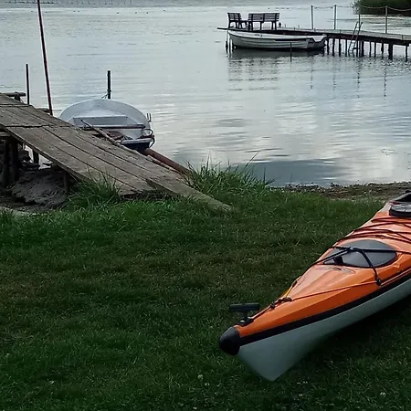 Fischstuebchen Neeberg 5 - Bootshaus بيت للعطل *
