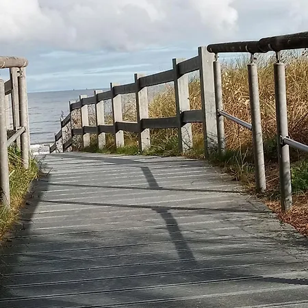 Fischstuebchen Neeberg 5 - Bootshaus بيت للعطل *