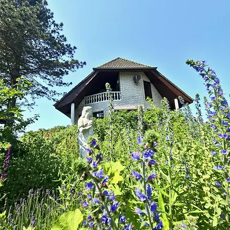 Fischstuebchen Neeberg 5 - Bootshaus