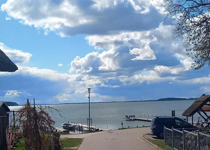 Dom wakacyjny Fischstuebchen Neeberg 5 - Bootshaus *